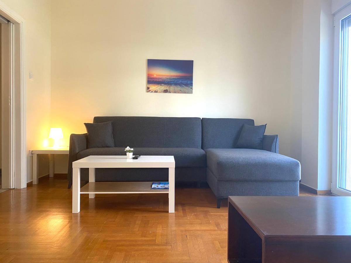 3'metrostation &light Rail Station. Rn Northsouth Apartament *